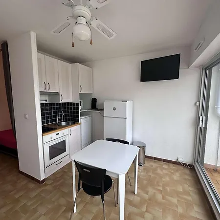 Climatise 4 Pers - Port Camargue Avec Parking - Fr-1-731-130 Apartment