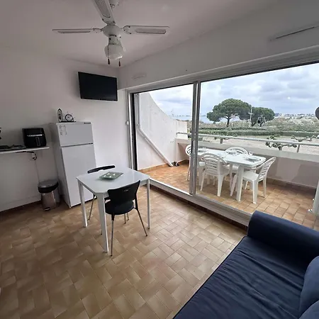 Climatise 4 Pers - Port Camargue Avec Parking - Fr-1-731-130 * Le Grau-du-Roi