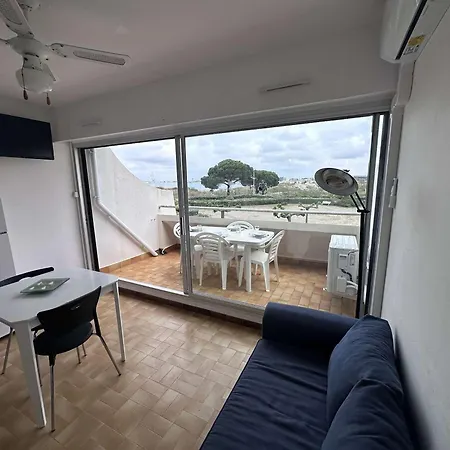 Apartment Climatise 4 Pers - Port Camargue Avec Parking - Fr-1-731-130 *