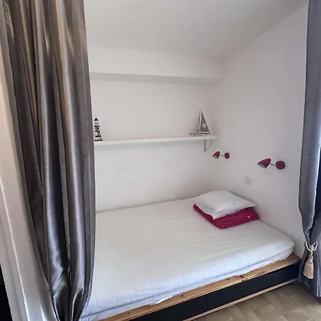Climatise 4 Pers - Port Camargue Avec Parking - Fr-1-731-130